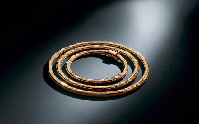 Armreif oder Armband – was ist edler?