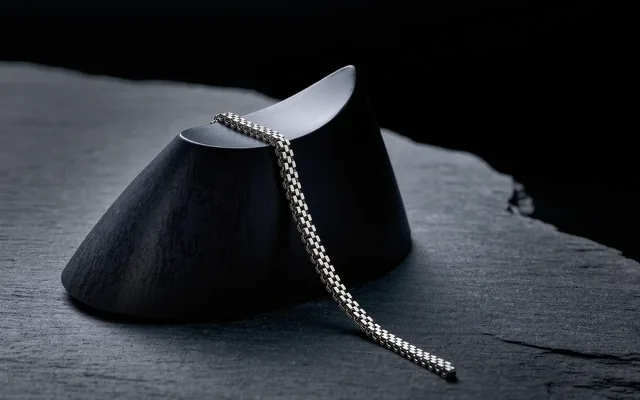 Was beeinflusst den Wiederverkaufswert von Luxusschmuck?