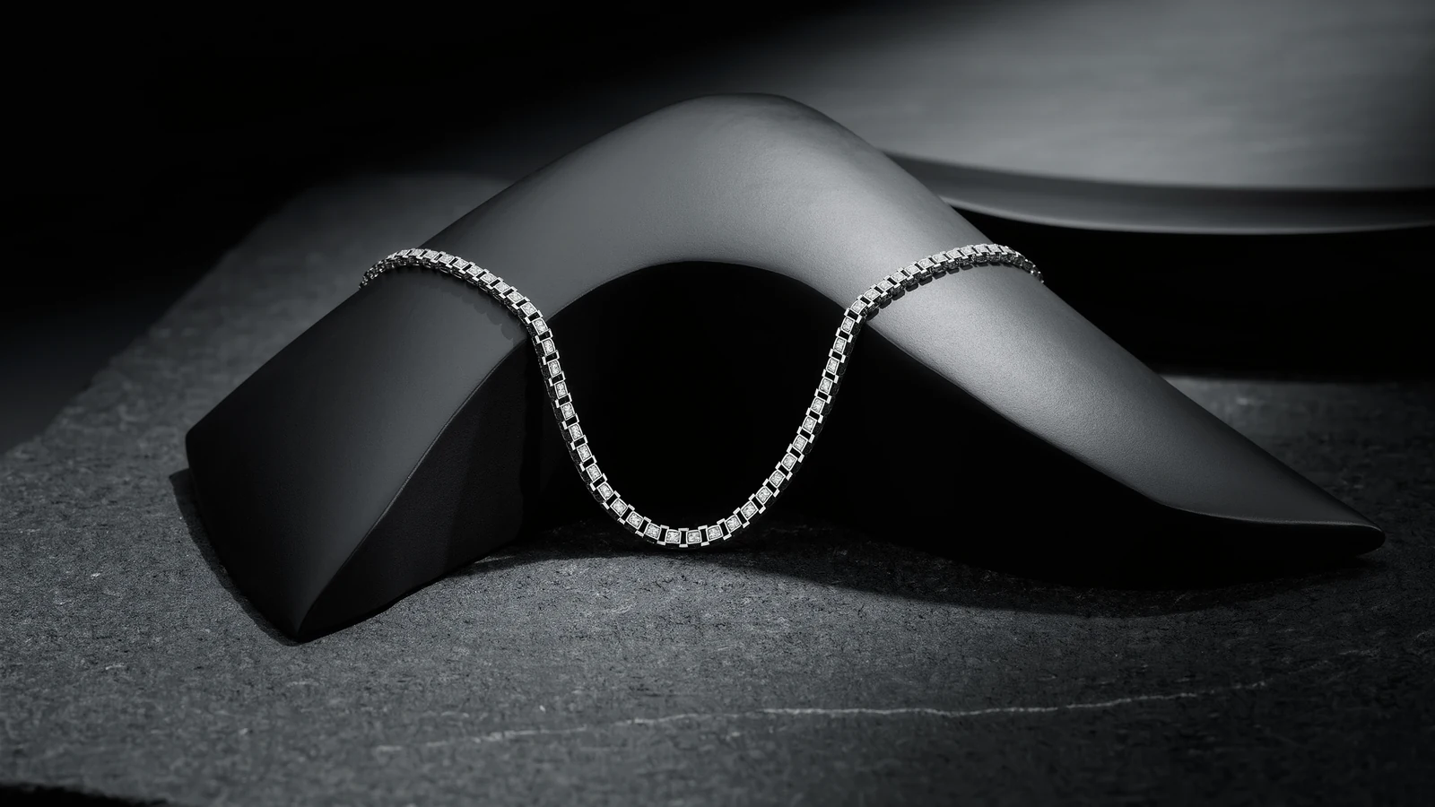Diamantschmuck im Alltag tragen – geht das?